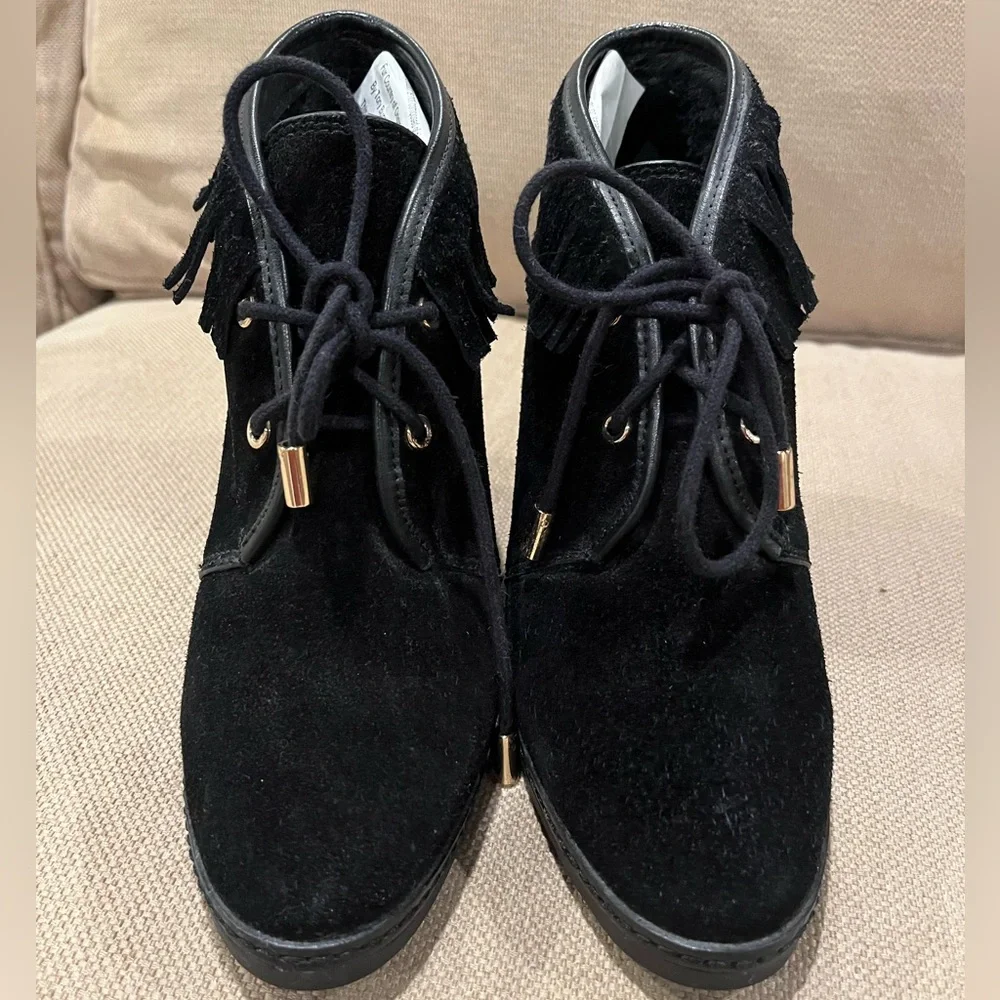 Tory Burch fur lined chunky heel fringe booties, Women’s 7